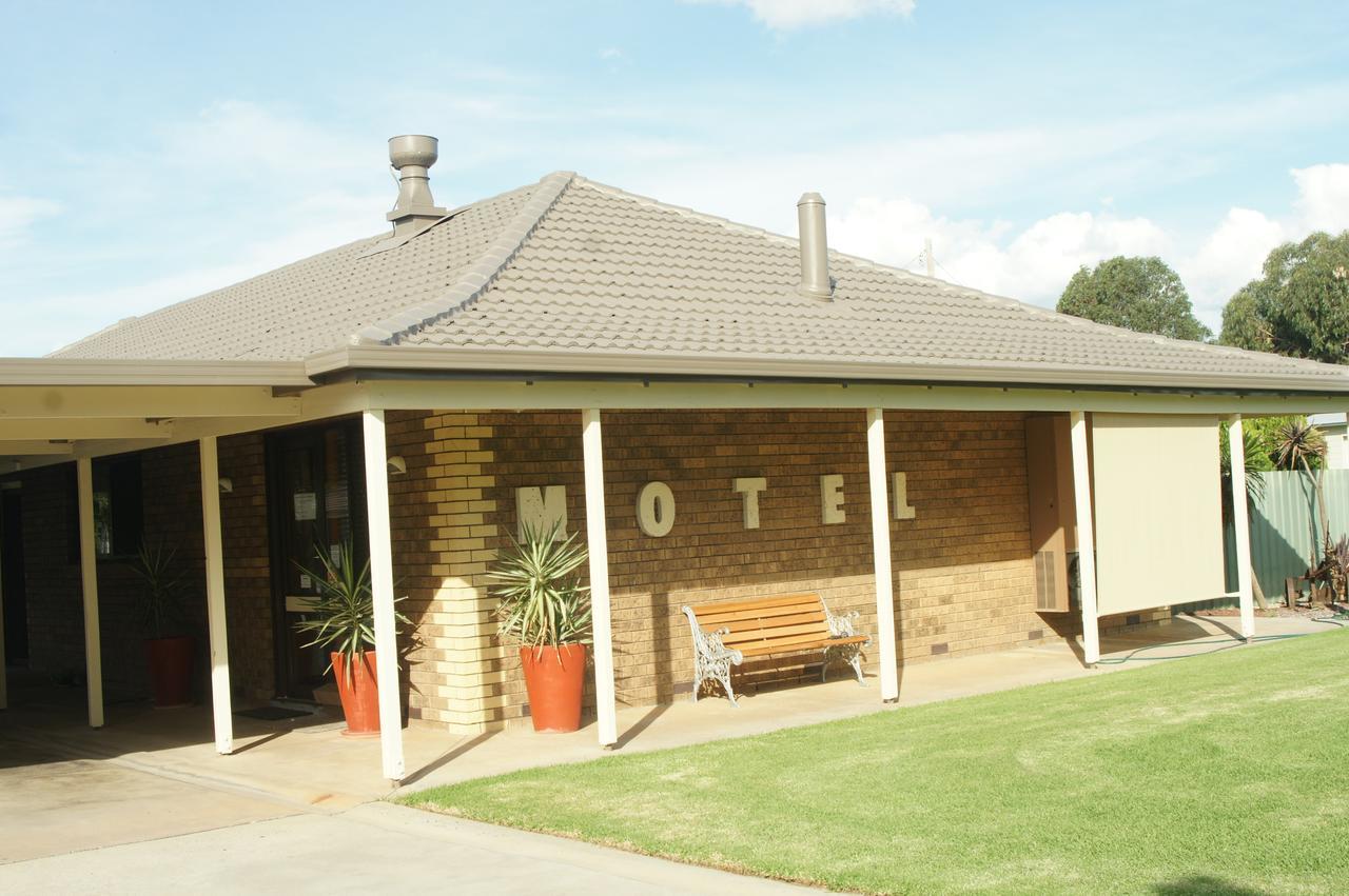 Culcairn Motor Inn Exteriör bild